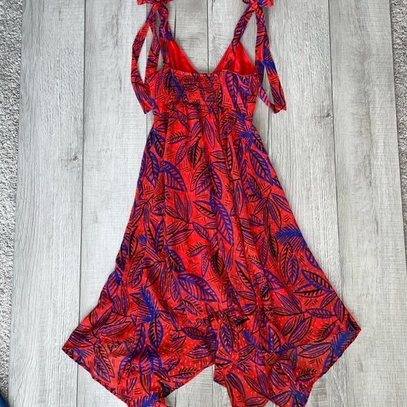 NWT Alexis + Target Tropical Leaf Print Red Chiffon Dress Sz XXS - Picture 8 of 9